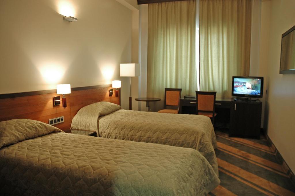 Hotel Westa Μινσκ Δωμάτιο φωτογραφία