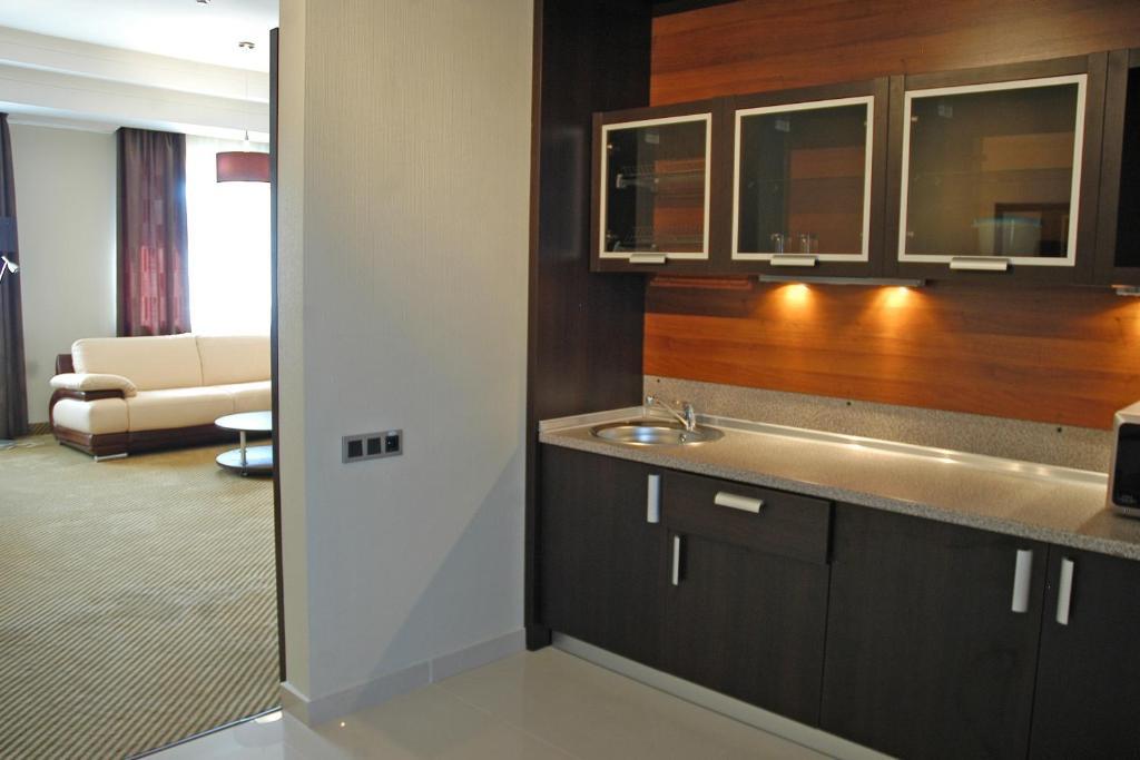 Hotel Westa Μινσκ Δωμάτιο φωτογραφία
