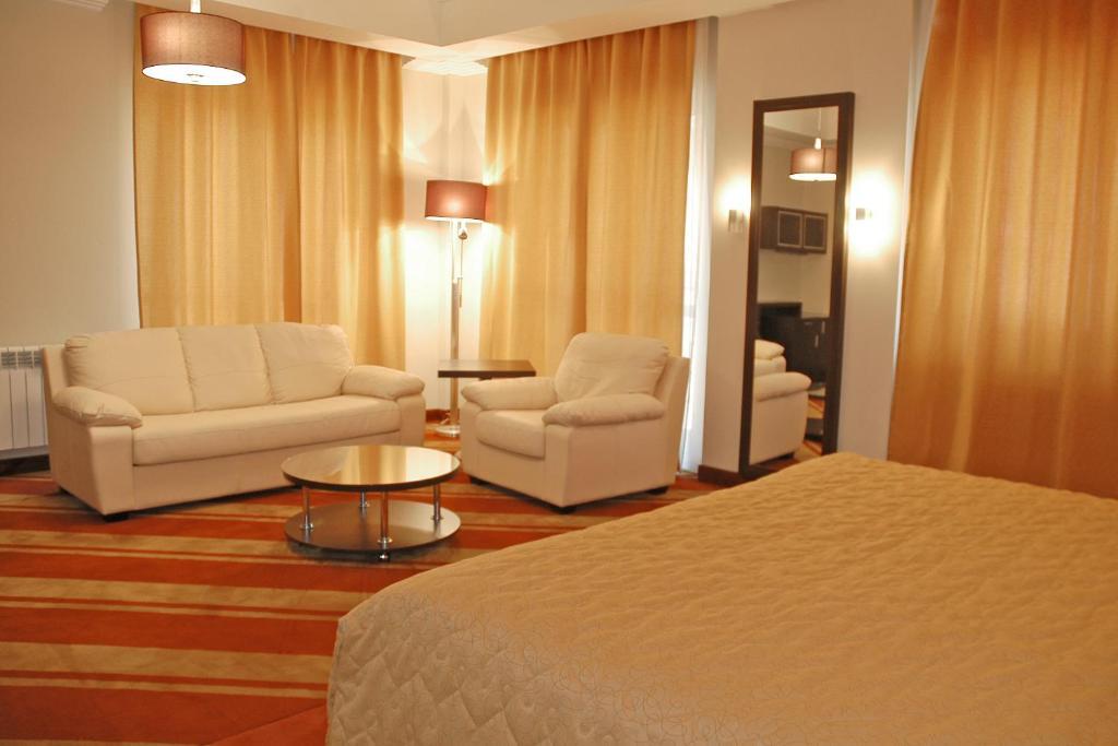 Hotel Westa Μινσκ Δωμάτιο φωτογραφία